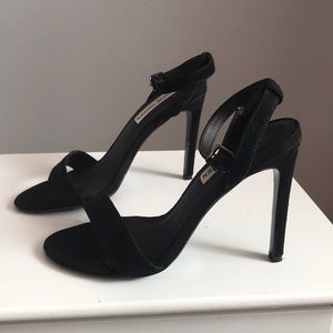 Steve Madden Black Suede Heels 6.5 M